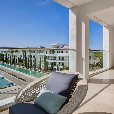 Conrad Algarve Almancil