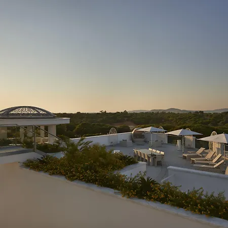 Conrad Algarve 알만실