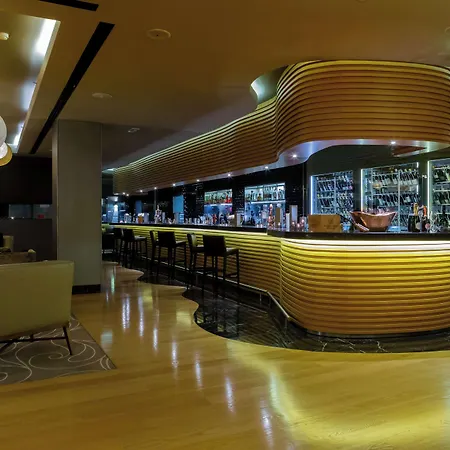 Conrad Algarve Almancil