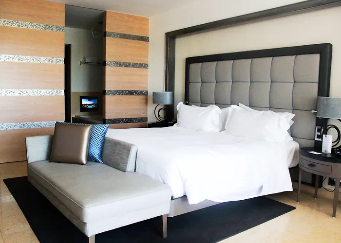 Conrad Algarve Almancil