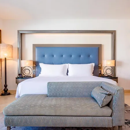 Conrad Algarve 5* Almancil
